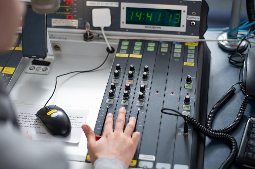 CCBS Arbeitnehmerüberlassung Techniker am Mischpult